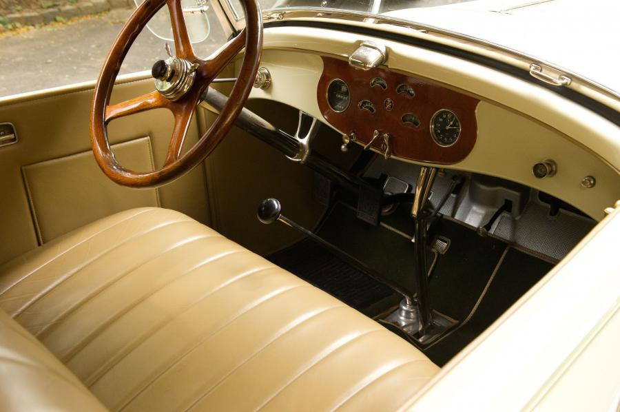 Интерьер Cadillac Series 314 Phaeton 1926 года  (фото 20 из 28)